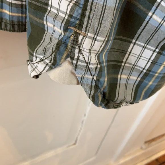 Men’s XL Timberland casual button down shirt.  Plaid print. - Picture 6 of 6